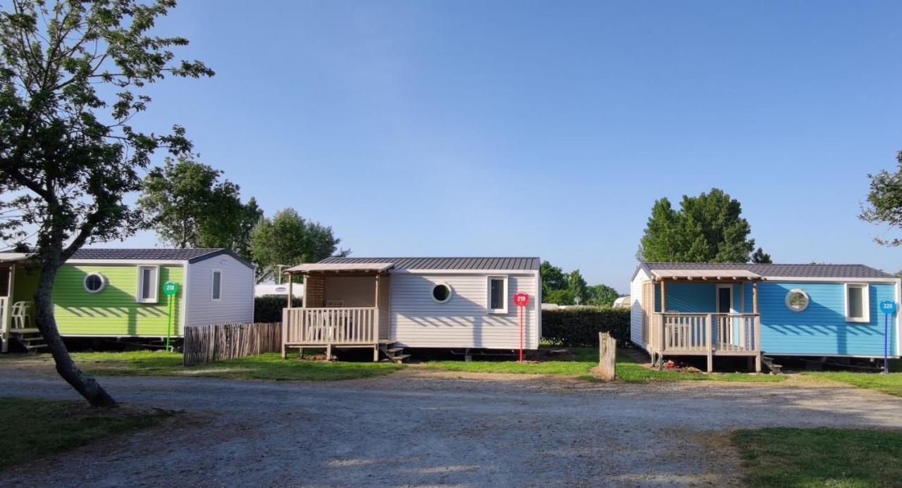 Camping Insolite Le Haut Village サン・ミシェル・シェフ・シェフ エクステリア 写真