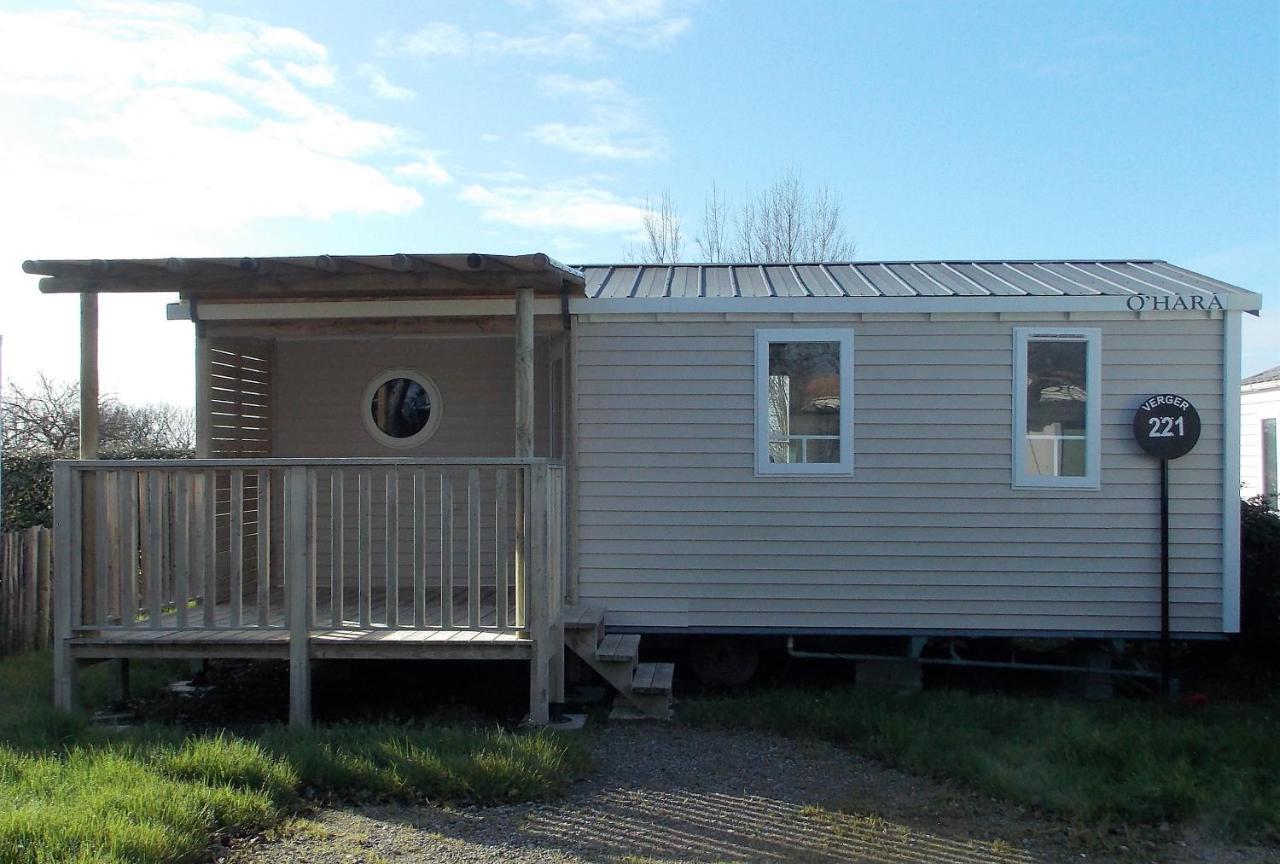 Camping Insolite Le Haut Village サン・ミシェル・シェフ・シェフ エクステリア 写真
