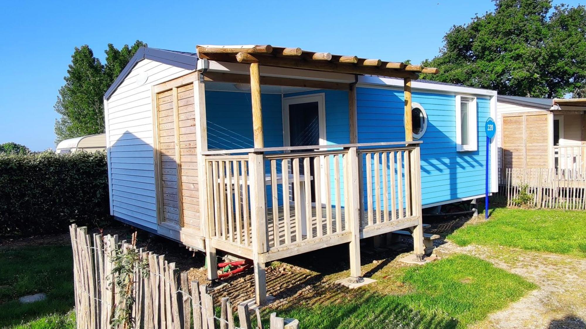 Camping Insolite Le Haut Village サン・ミシェル・シェフ・シェフ エクステリア 写真
