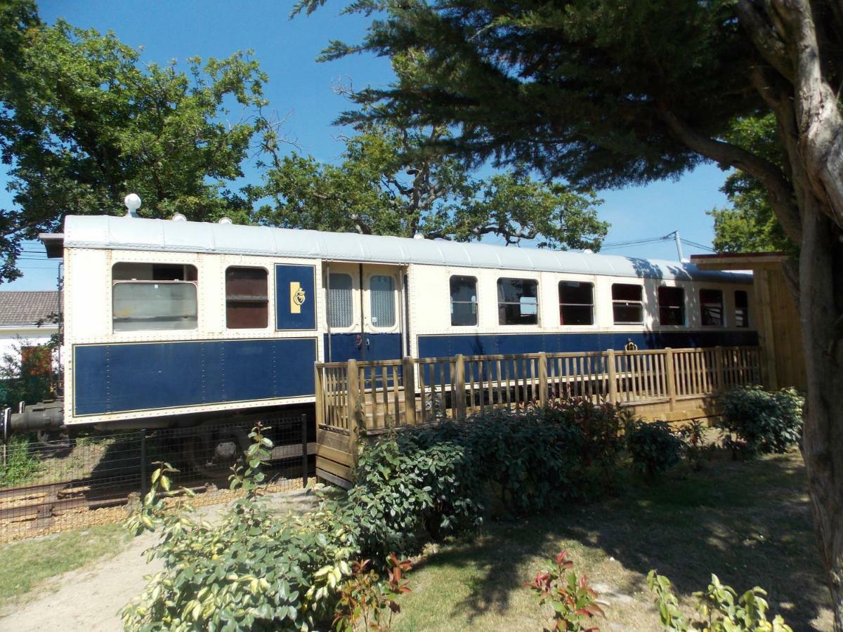 Camping Insolite Le Haut Village サン・ミシェル・シェフ・シェフ エクステリア 写真