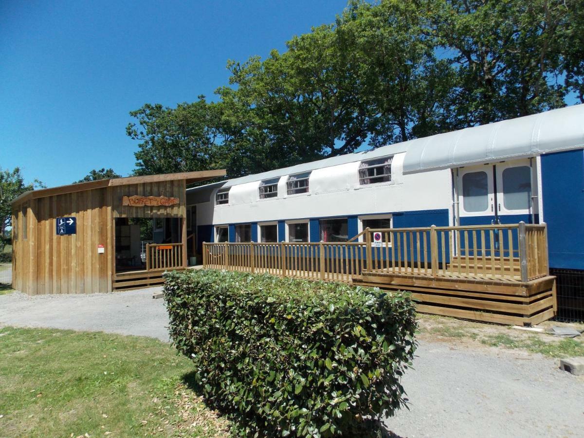 Camping Insolite Le Haut Village サン・ミシェル・シェフ・シェフ エクステリア 写真