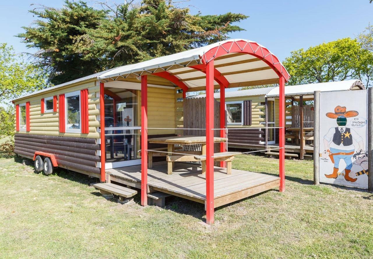 Camping Insolite Le Haut Village サン・ミシェル・シェフ・シェフ エクステリア 写真