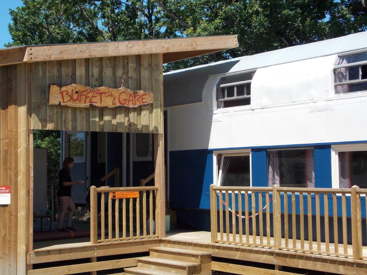 Camping Insolite Le Haut Village サン・ミシェル・シェフ・シェフ エクステリア 写真