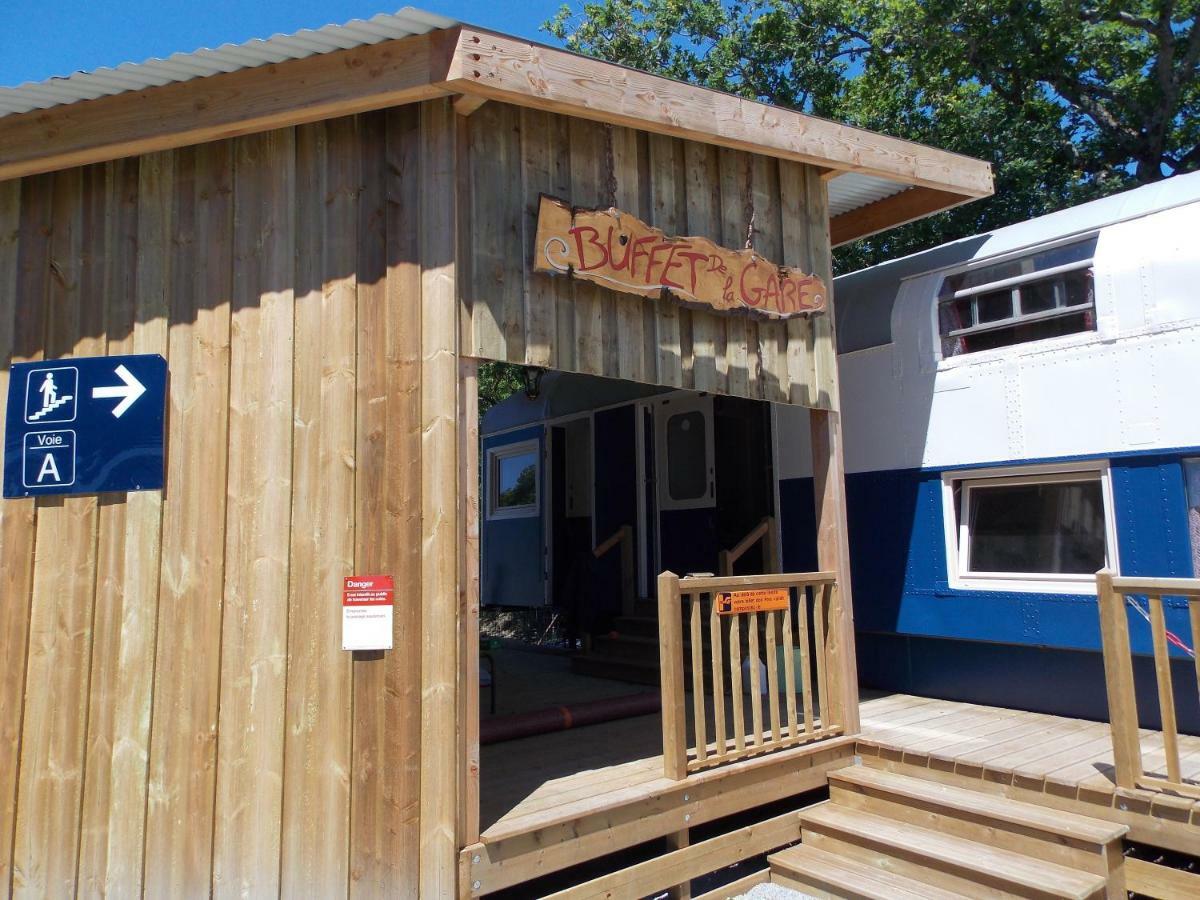 Camping Insolite Le Haut Village サン・ミシェル・シェフ・シェフ エクステリア 写真